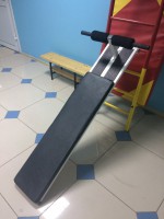 Доска для пресса навесная на шведскую стенку с двумя валиками (длина 1,5 метра) - fgospostavki.ru - Кубинка