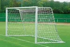 Сетка для футбольных ворот (нить 5 миллиметров, 5Х2Х(1Х1,5) ячейка 100Х100) - fgospostavki.ru - Кубинка