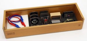 Лабораторный комплект (набор) по оптике с источником питания от сети - fgospostavki.ru - Кубинка