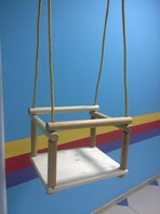 Качели подвесные (деревянные) - fgospostavki.ru - Кубинка