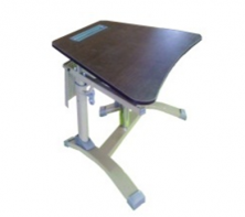 Стол ученический регулируемый трапецевидный с перфорированным экраном на плоскоовальной трубе. (1 элемент) - fgospostavki.ru - Кубинка