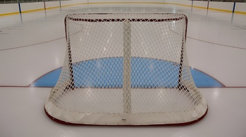Сетка для хоккейных ворот (нить 5 миллиметров, 1,85Х1,25Х0,5 метров) - fgospostavki.ru - Кубинка